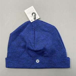 New Lululemon Engineered Warmth Beanie Unisex S/M Blue Wool Nylon Knit LU9AV5S